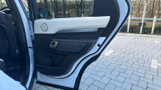 Land Rover Discovery 2.0 P300 R-Dynamic S 5dr Auto Petrol Station Wagon